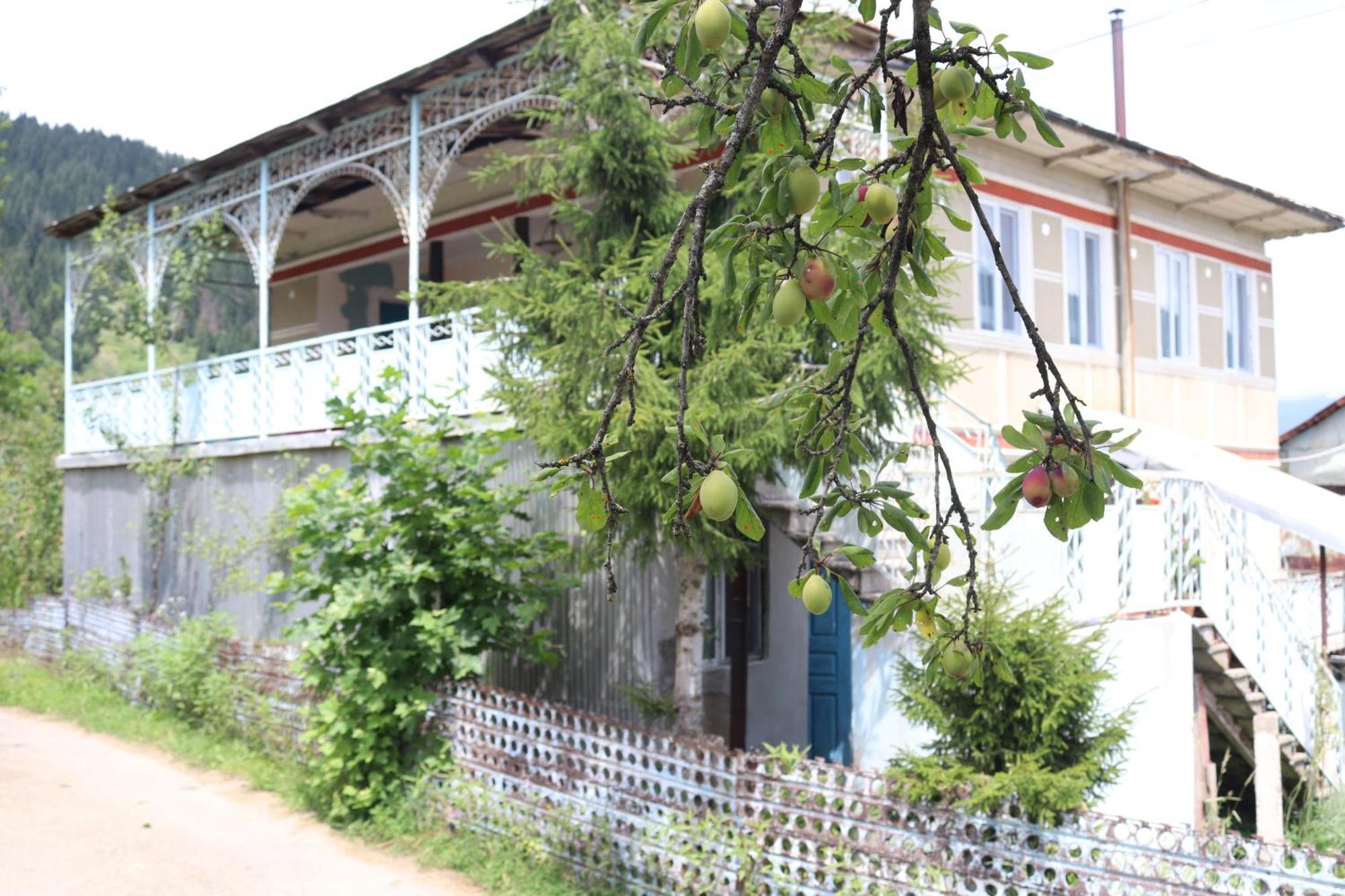 Armazi Hotel Khulo ภายนอก รูปภาพ